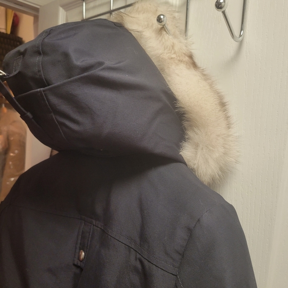 Moose Knuckles Debbie Bomber Jacket - Picture 6 of 11